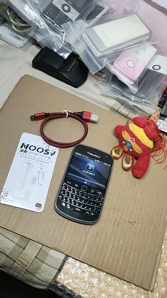 黑莓手机护照版(黑莓护照手机论坛)